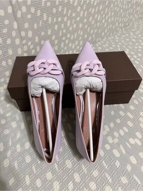 Linea Paolo Women’s Pointed Lilac Chain-Detail Flats